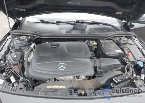 2015 Mercedes-Benz Gla 250 z USA, uszkodzony, nr VIN WDCTG4EB6FJ111093